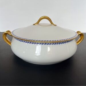 Haviland & Co.  Limoges Covered Lidded Serving Dish